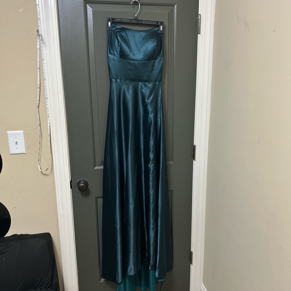 Elegant Teal Strapless Gown